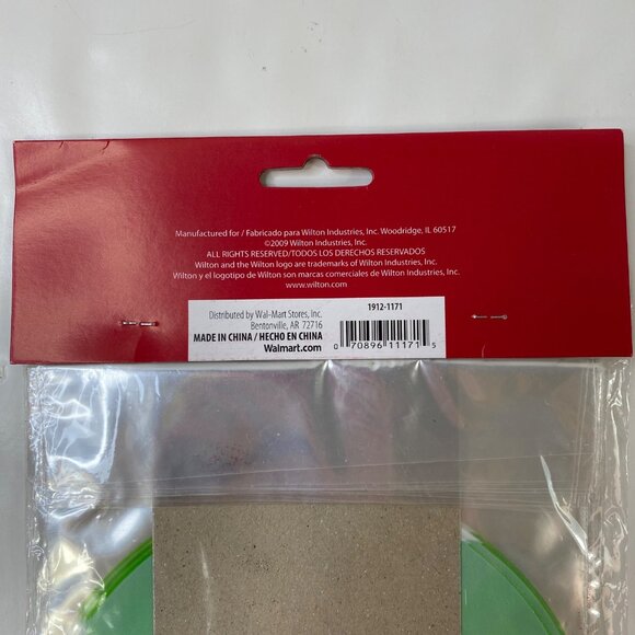 Wilton Treat Bags 6" X 9" Ties Holiday Gift Giving 15 Count Peppermint Design - Picture 5 of 6